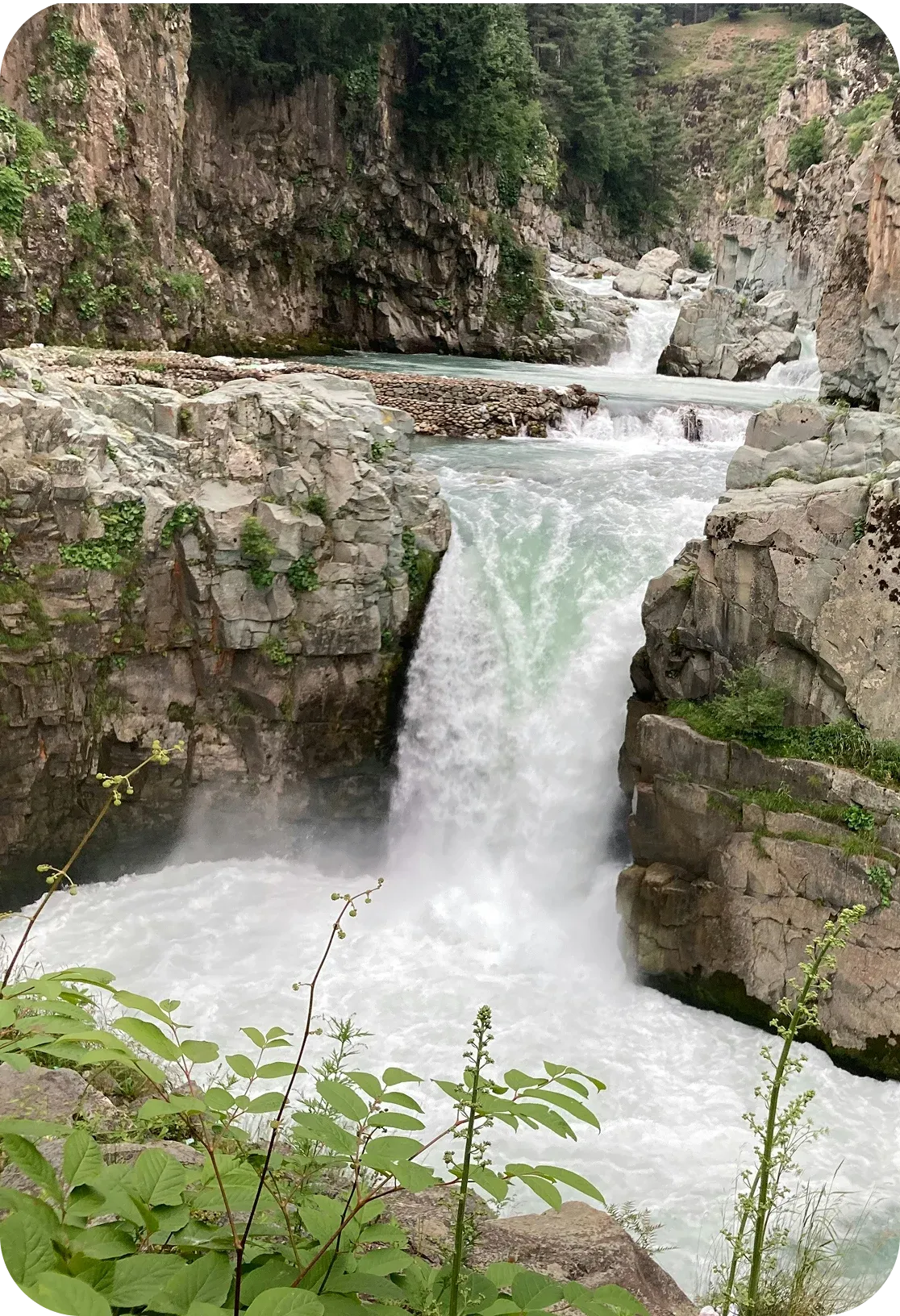 Scenic view of Aharbal